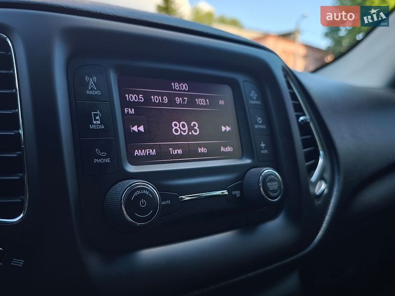 Внедорожник / Кроссовер Jeep Compass 2017 в Харькове