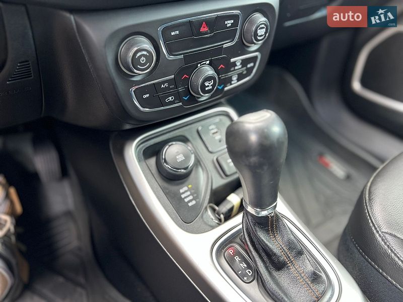 Позашляховик / Кросовер Jeep Compass 2018 в Рівному
