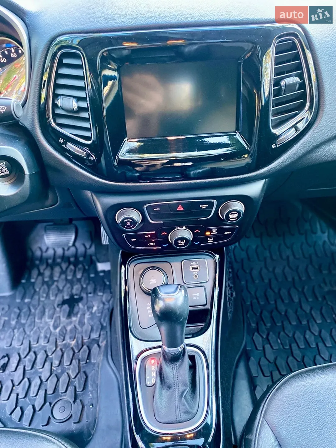2020 Jeep Compass - мініатюра 27