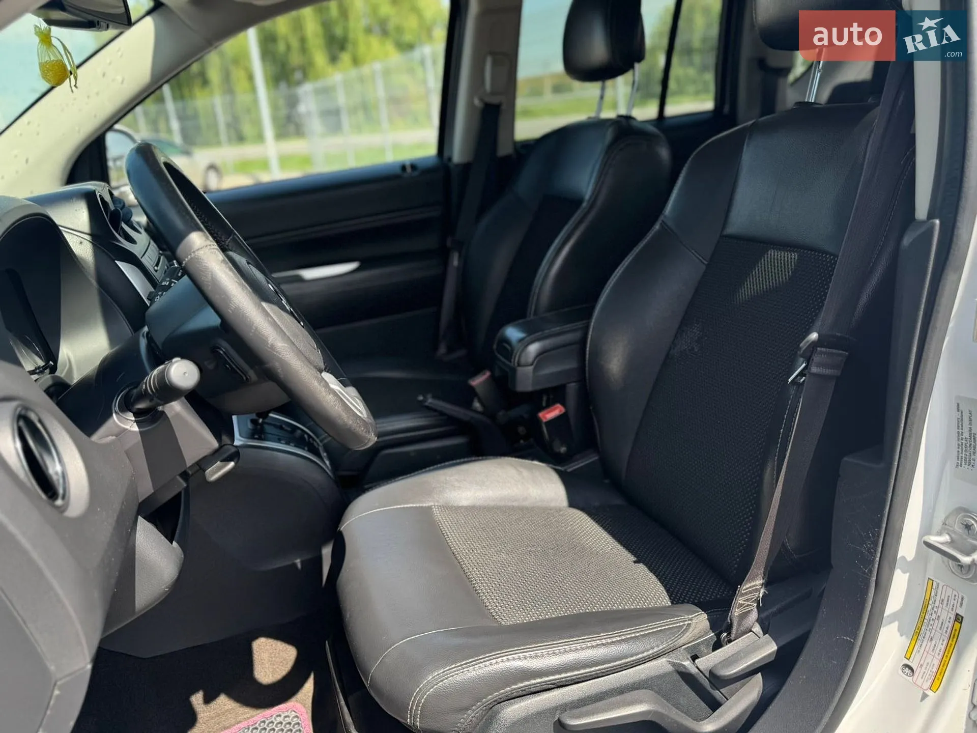 2015 Jeep Compass - мініатюра 13