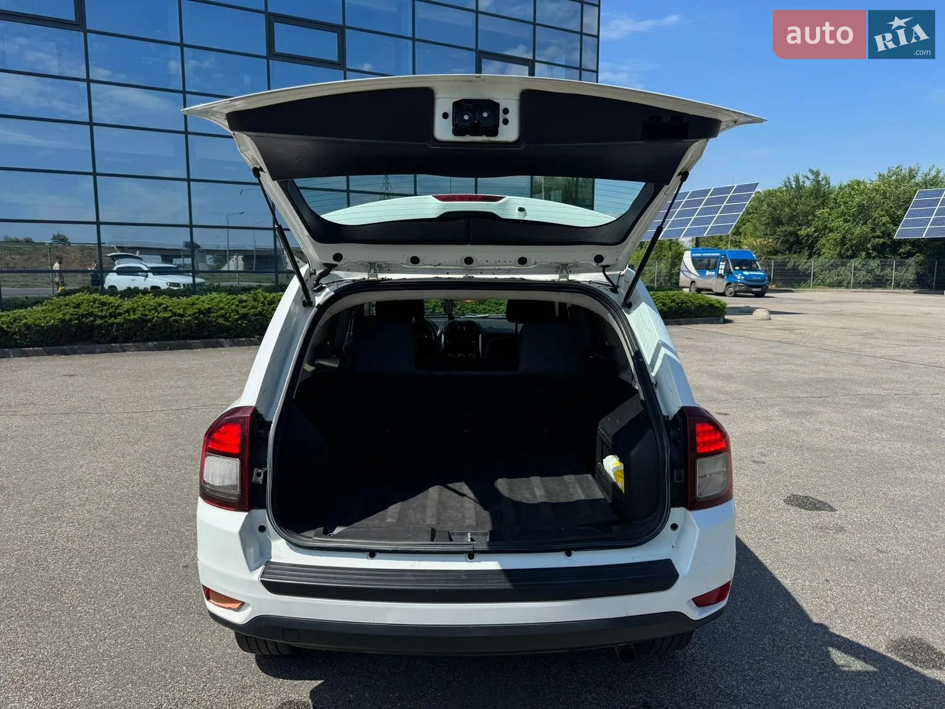 2015 Jeep Compass - мініатюра 12