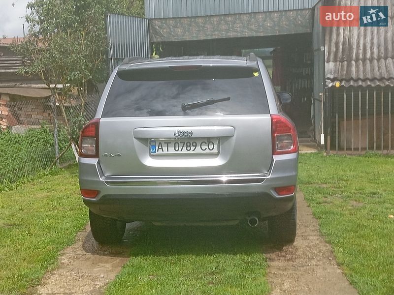 Внедорожник / Кроссовер Jeep Compass 2015 в Ивано-Франковске
