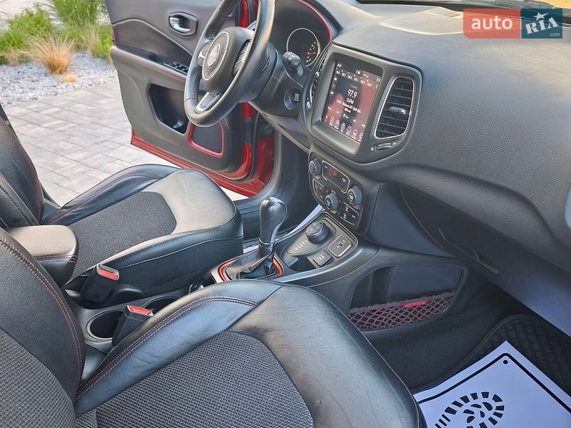Внедорожник / Кроссовер Jeep Compass 2019 в Луцке