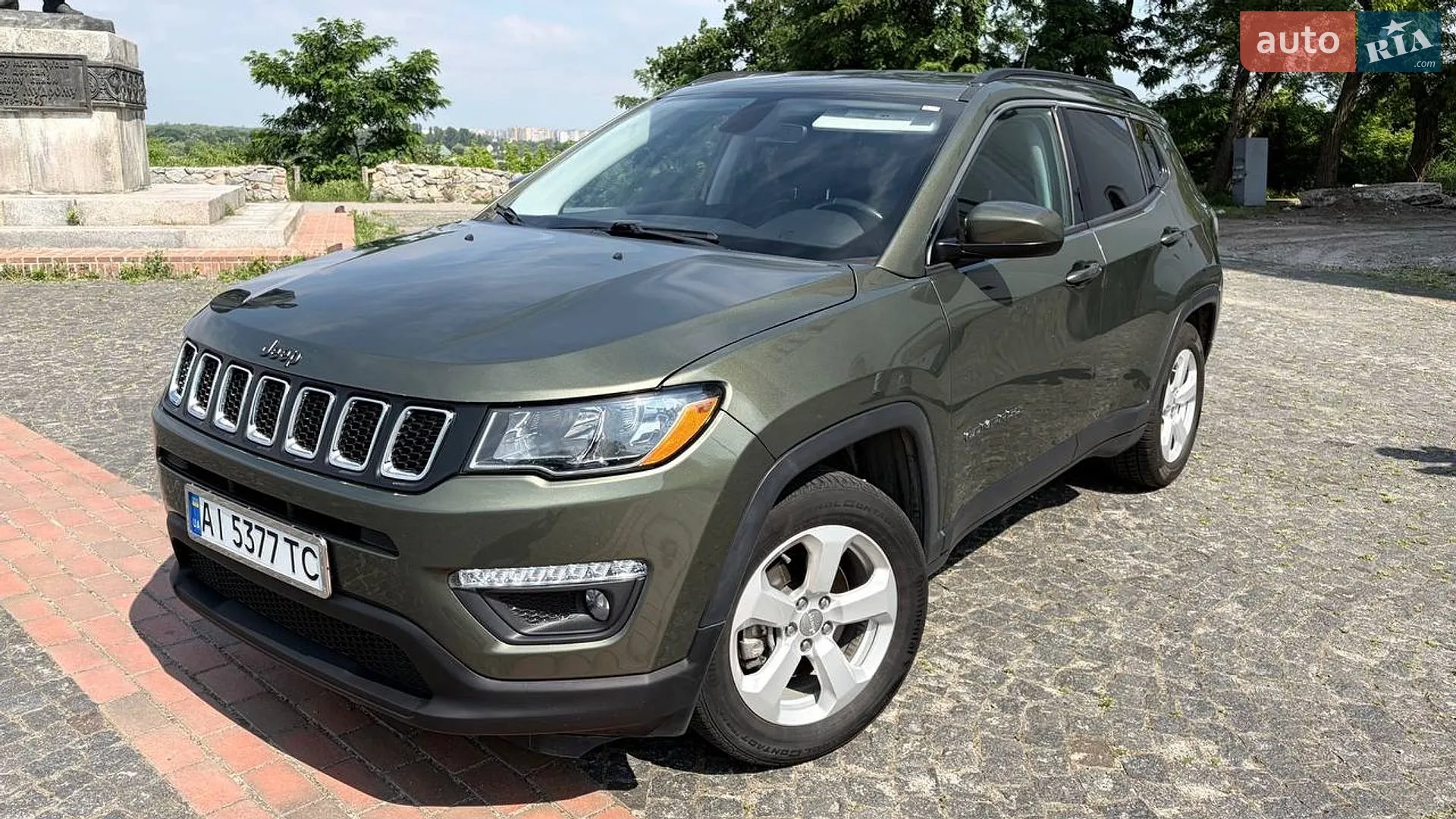 2019 Jeep Compass - мініатюра 28