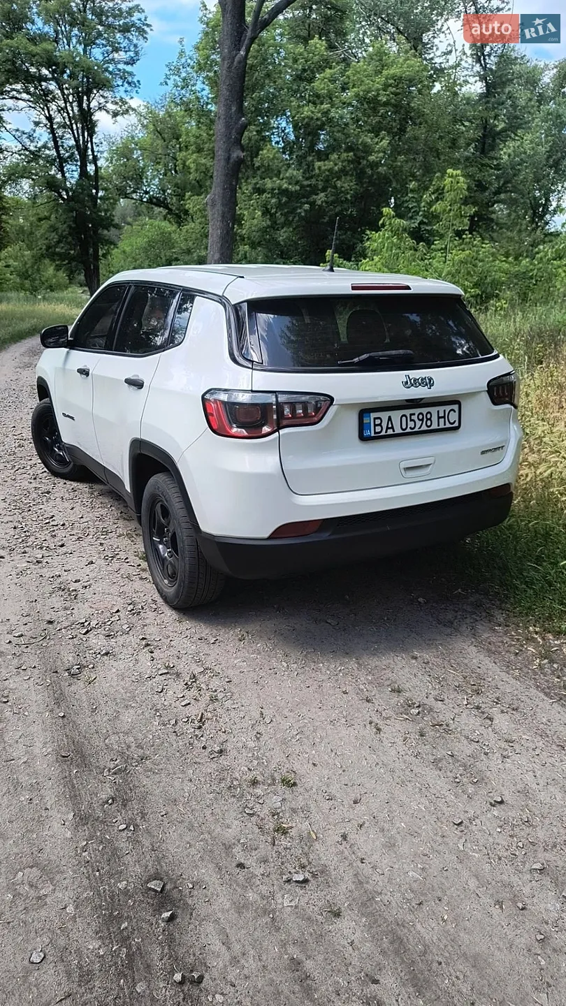 2017 Jeep Compass - мініатюра 4