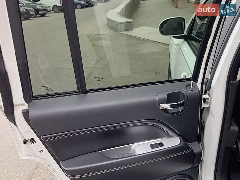 Позашляховик / Кросовер Jeep Compass 2015 в Черкасах