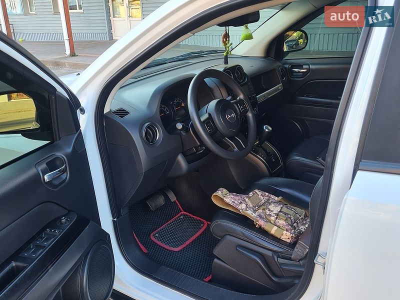 Позашляховик / Кросовер Jeep Compass 2015 в Конотопі