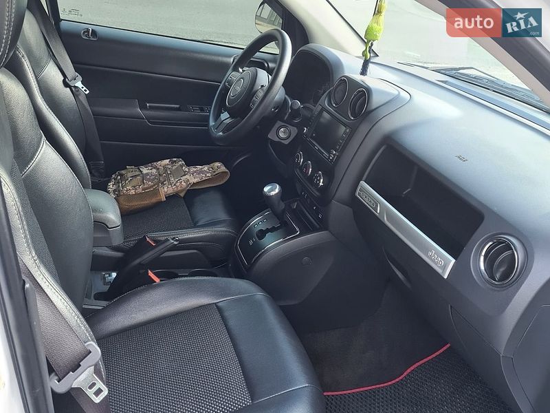 Позашляховик / Кросовер Jeep Compass 2015 в Конотопі