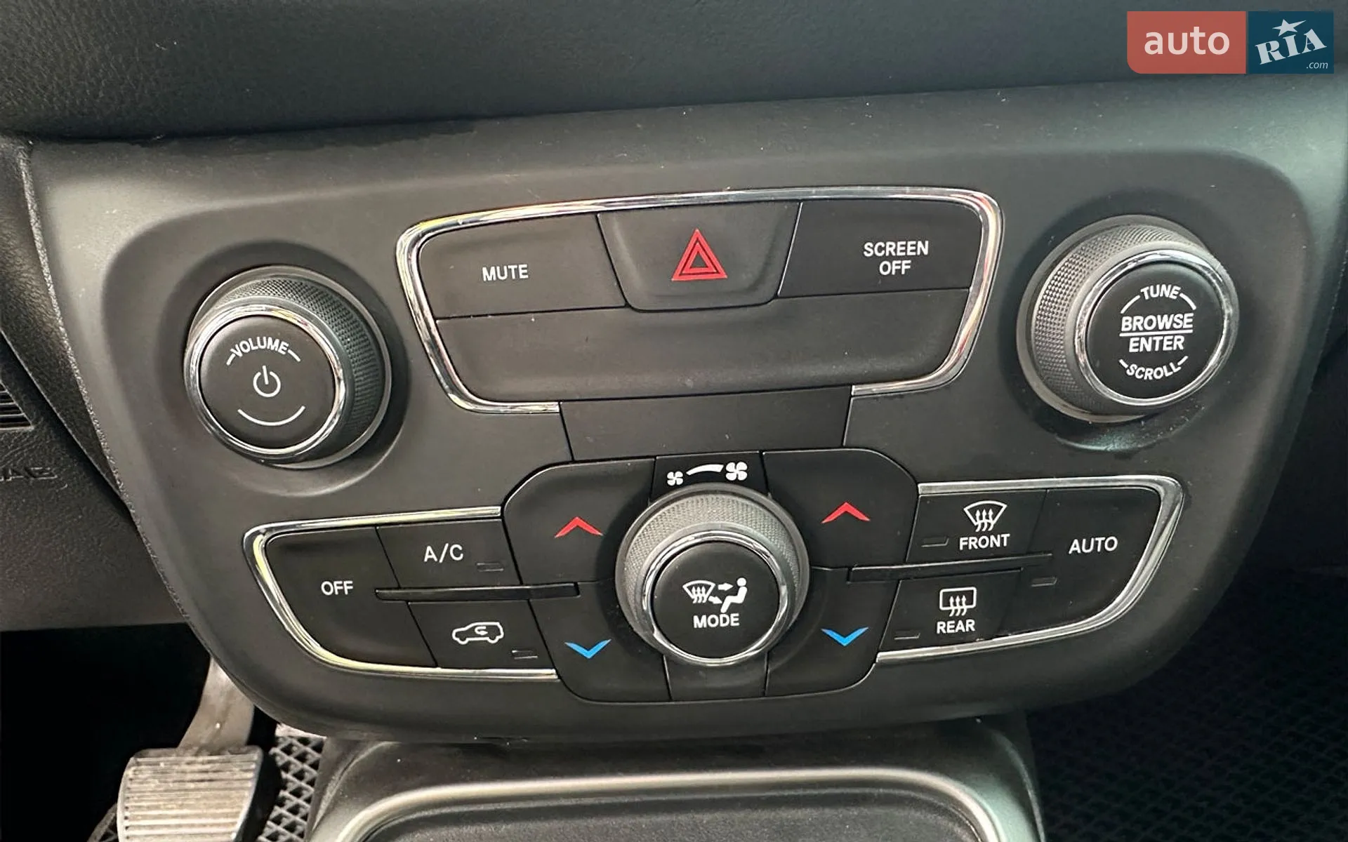 2020 Jeep Compass - мініатюра 19