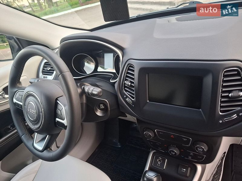 Позашляховик / Кросовер Jeep Compass 2020 в Лубнах