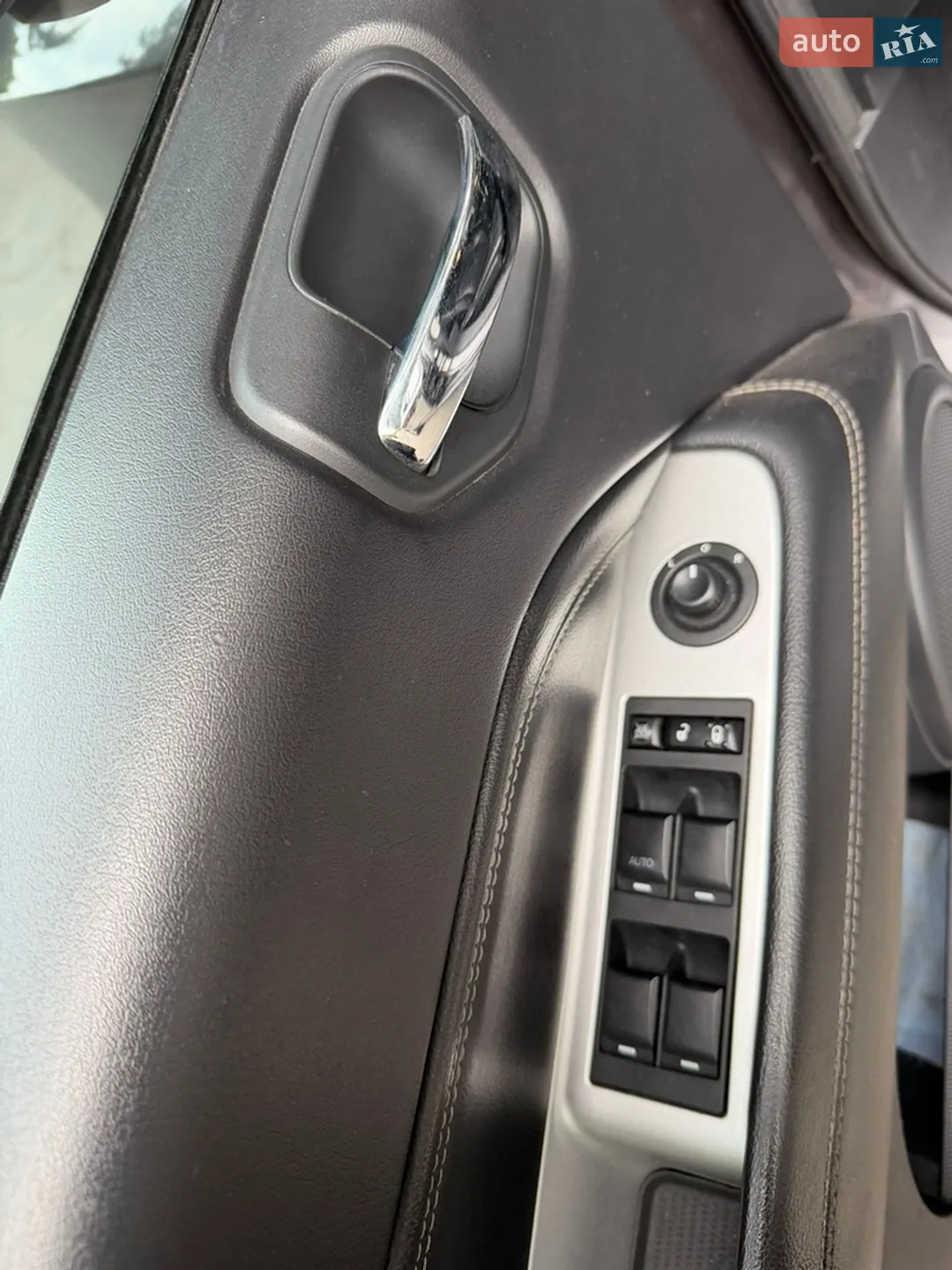 2016 Jeep Compass - мініатюра 11