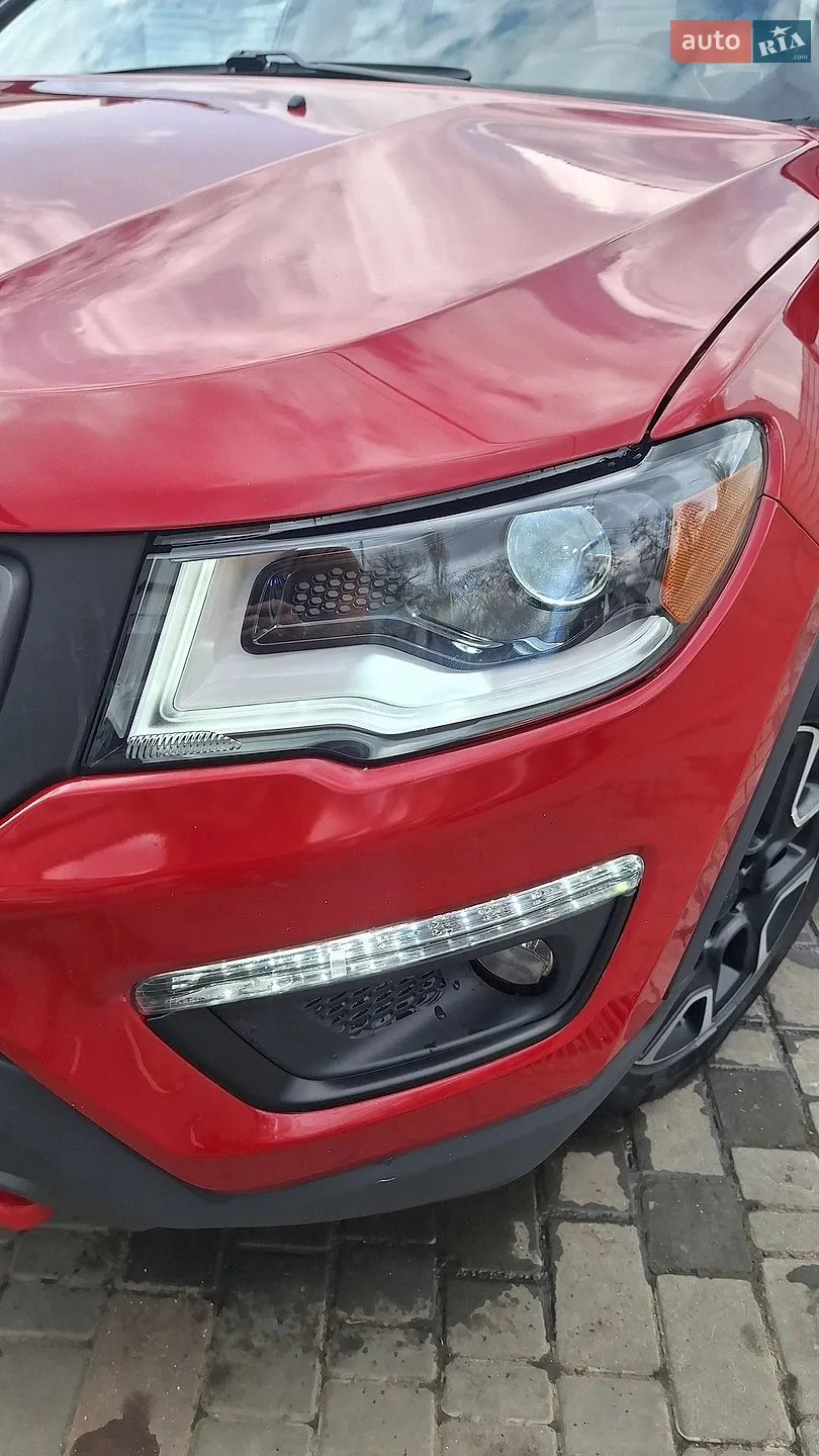 2020 Jeep Compass - мініатюра 3
