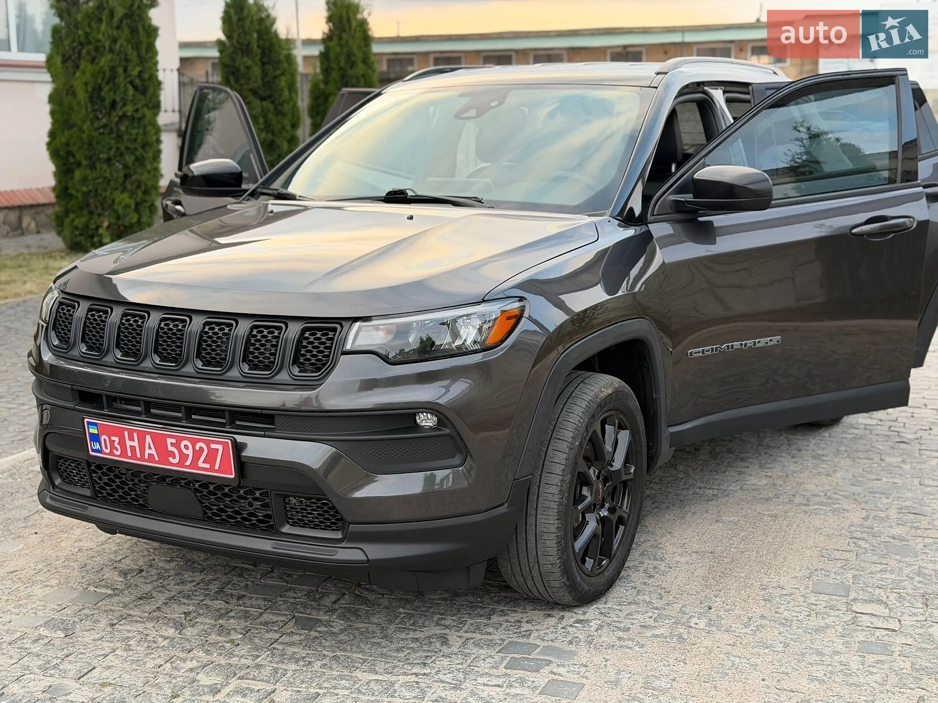 2023 Jeep Compass - фото 1