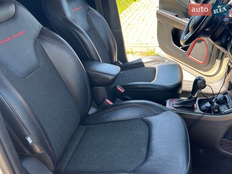 Внедорожник / Кроссовер Jeep Compass 2018 в Львове фото 22 Внедорожник / Кроссовер Jeep Compass 2018 в Львове