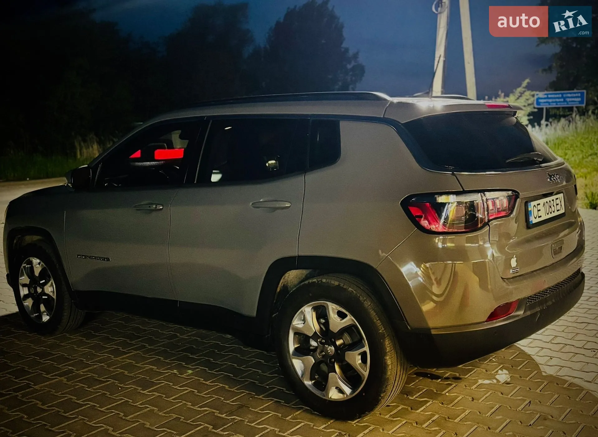 2020 Jeep Compass - мініатюра 12