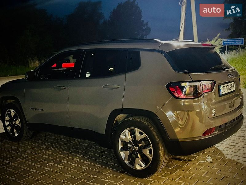 Позашляховик / Кросовер Jeep Compass 2020 в Чернівцях