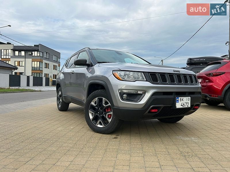 Внедорожник / Кроссовер Jeep Compass 2019 в Ровно