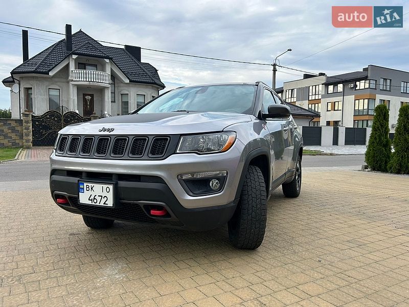 Внедорожник / Кроссовер Jeep Compass 2019 в Ровно