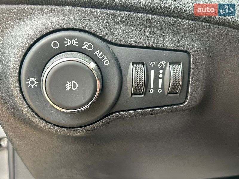 Внедорожник / Кроссовер Jeep Compass 2019 в Ровно