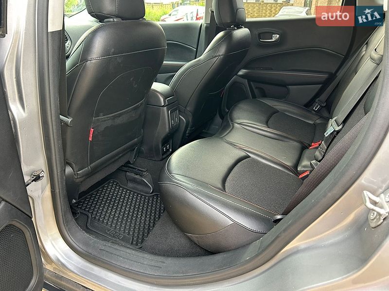 Внедорожник / Кроссовер Jeep Compass 2019 в Ровно