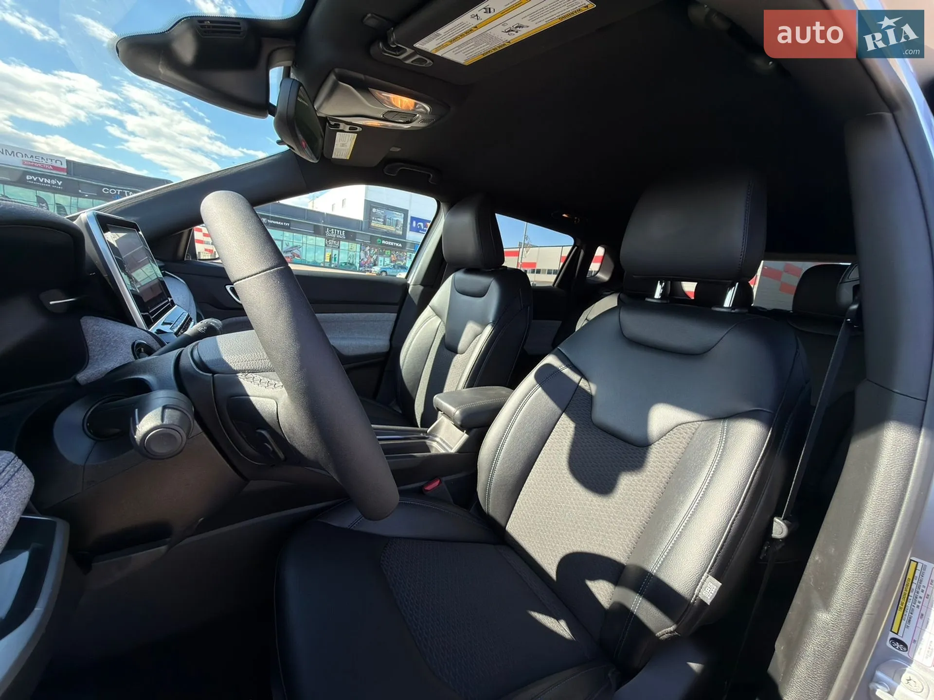 2025 Jeep Compass - мініатюра 15