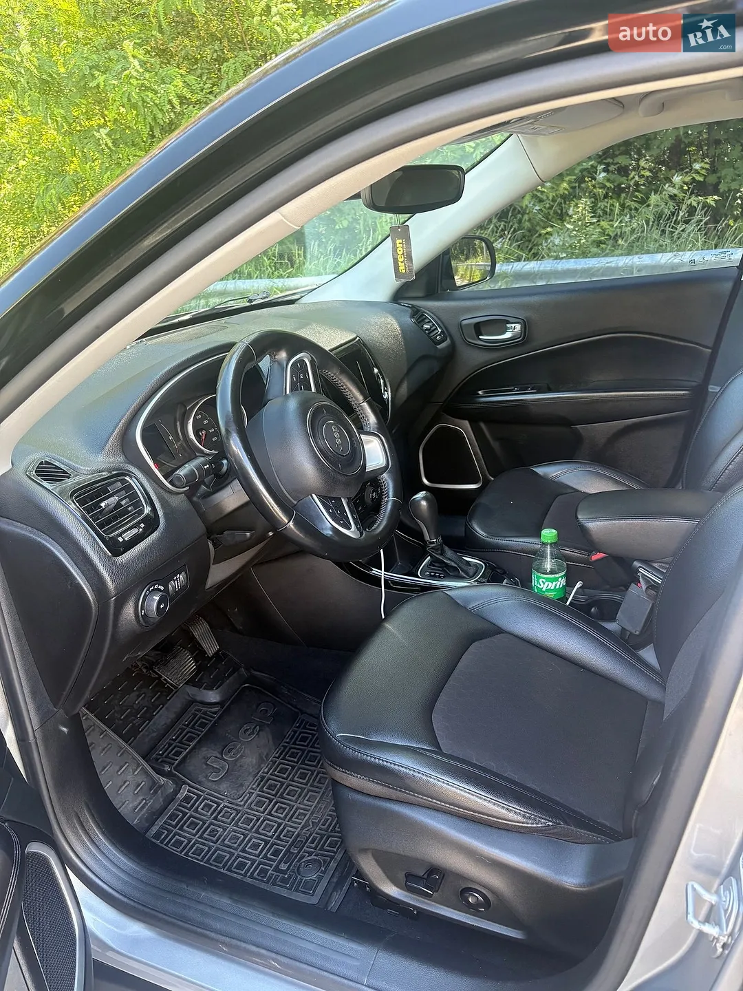 2020 Jeep Compass - мініатюра 12