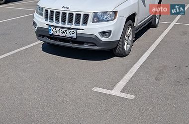 Внедорожник / Кроссовер Jeep Compass 2015 в Киеве
