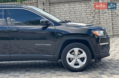 Позашляховик / Кросовер Jeep Compass 2017 в Рівному