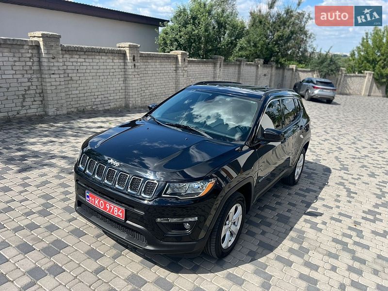Позашляховик / Кросовер Jeep Compass 2017 в Рівному