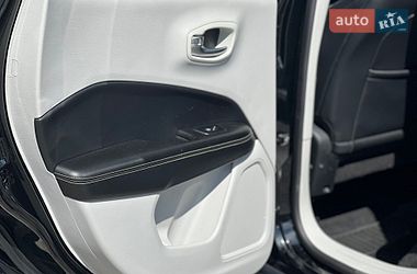 Позашляховик / Кросовер Jeep Compass 2017 в Рівному
