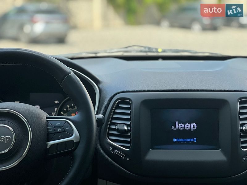 Позашляховик / Кросовер Jeep Compass 2017 в Рівному