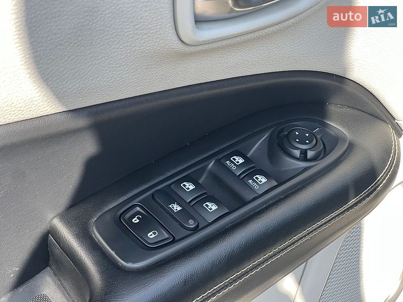 Позашляховик / Кросовер Jeep Compass 2017 в Рівному