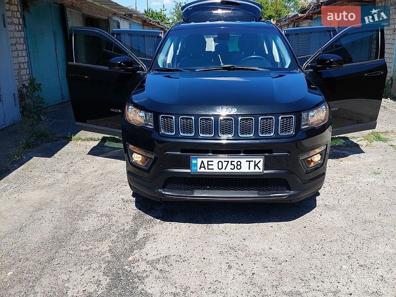 Внедорожник / Кроссовер Jeep Compass 2018 в Зеленодольской