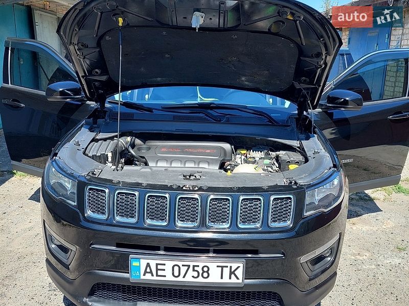 Внедорожник / Кроссовер Jeep Compass 2018 в Зеленодольской