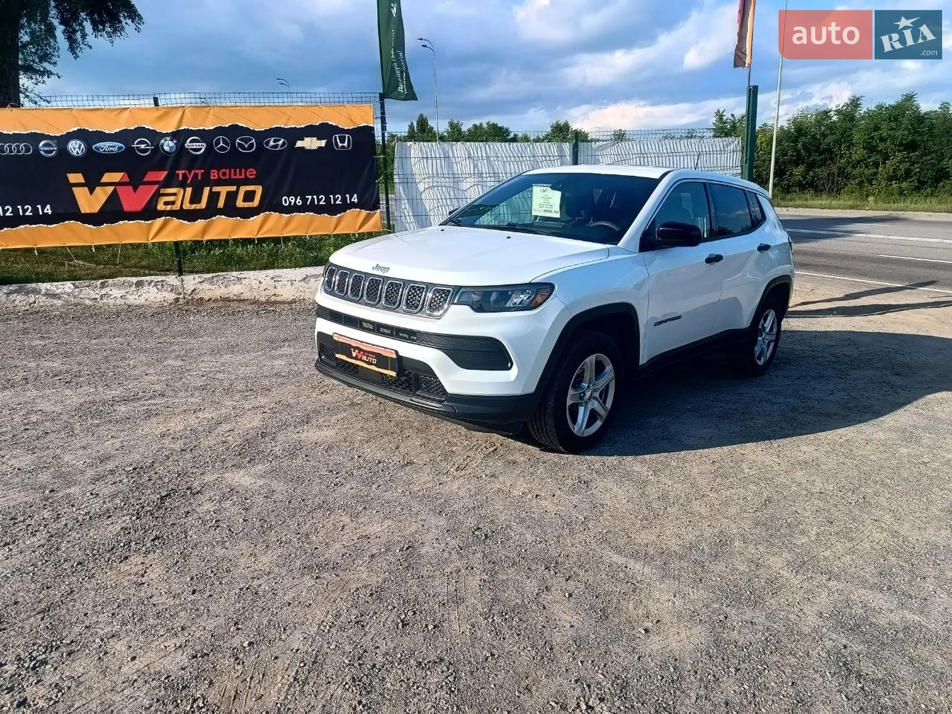 2023 Jeep Compass - фото 1