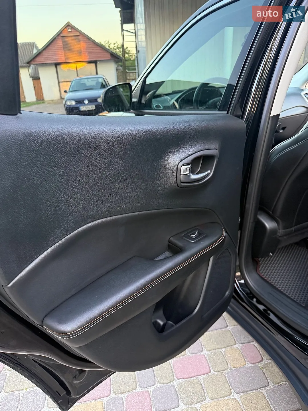2020 Jeep Compass - мініатюра 7