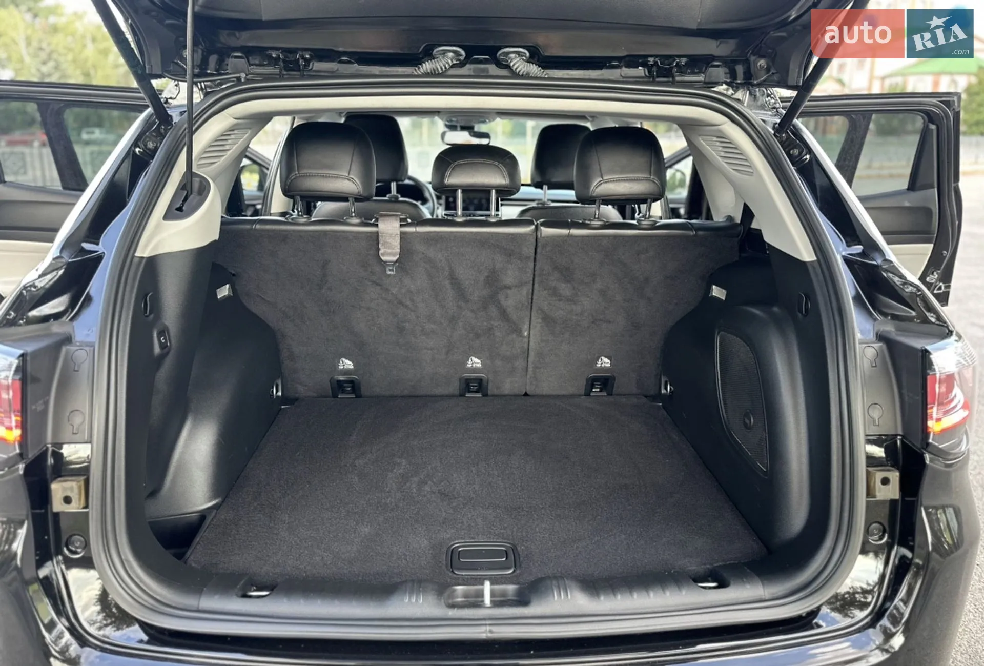 2021 Jeep Compass - мініатюра 28