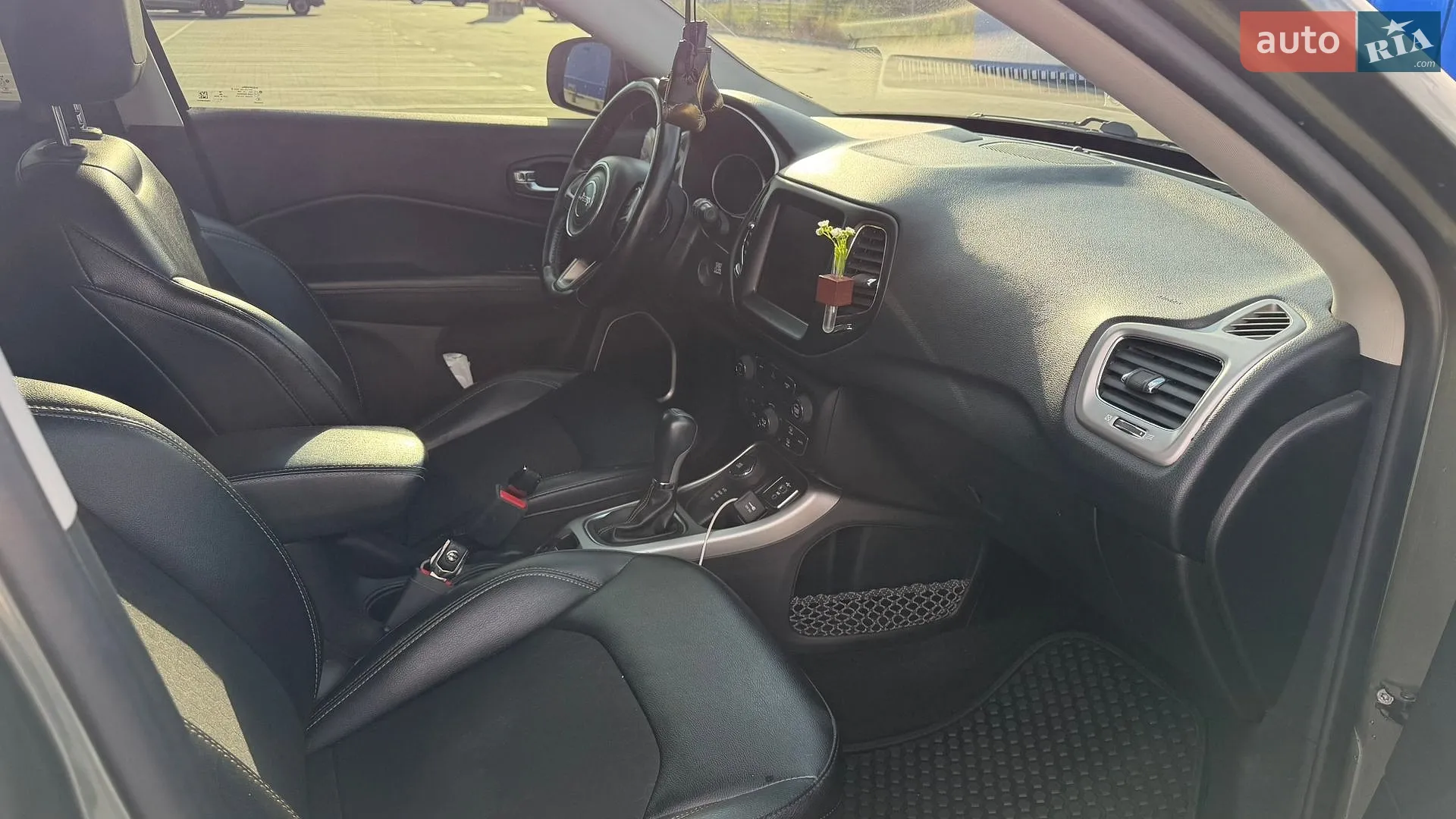 2019 Jeep Compass - мініатюра 14