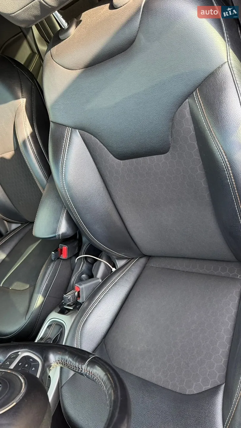 2019 Jeep Compass - мініатюра 39