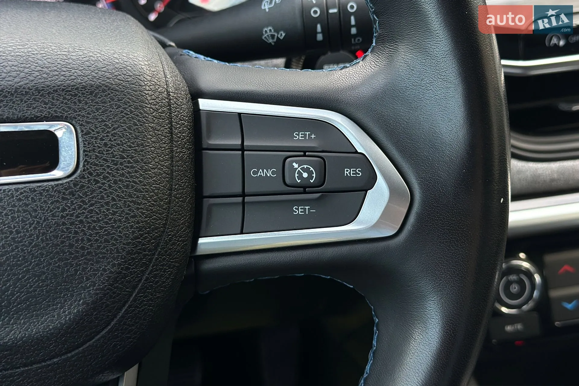 2022 Jeep Compass - мініатюра 12