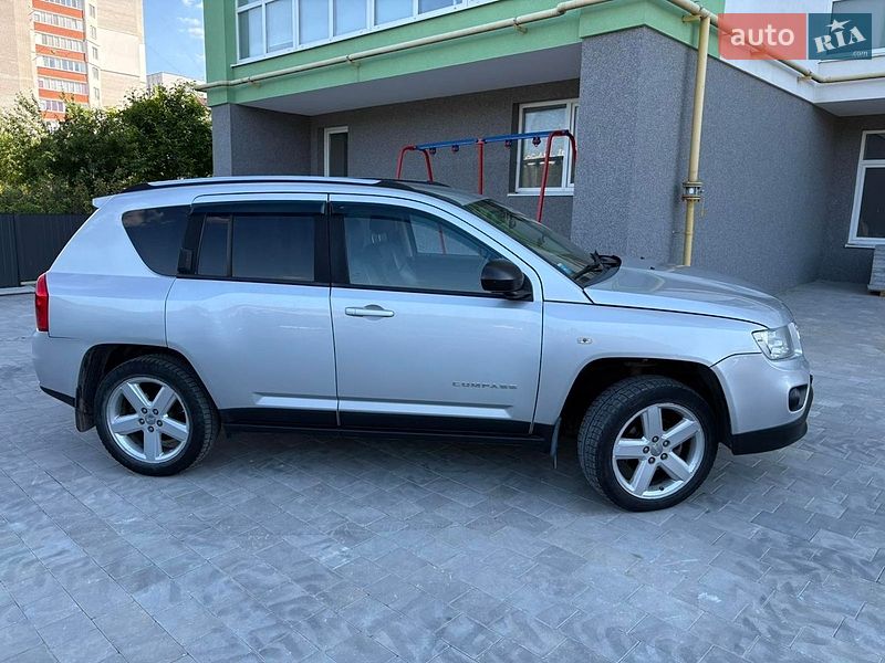 Внедорожник / Кроссовер Jeep Compass 2011 в Тернополе