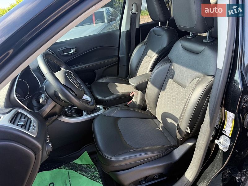 Внедорожник / Кроссовер Jeep Compass 2018 в Ровно