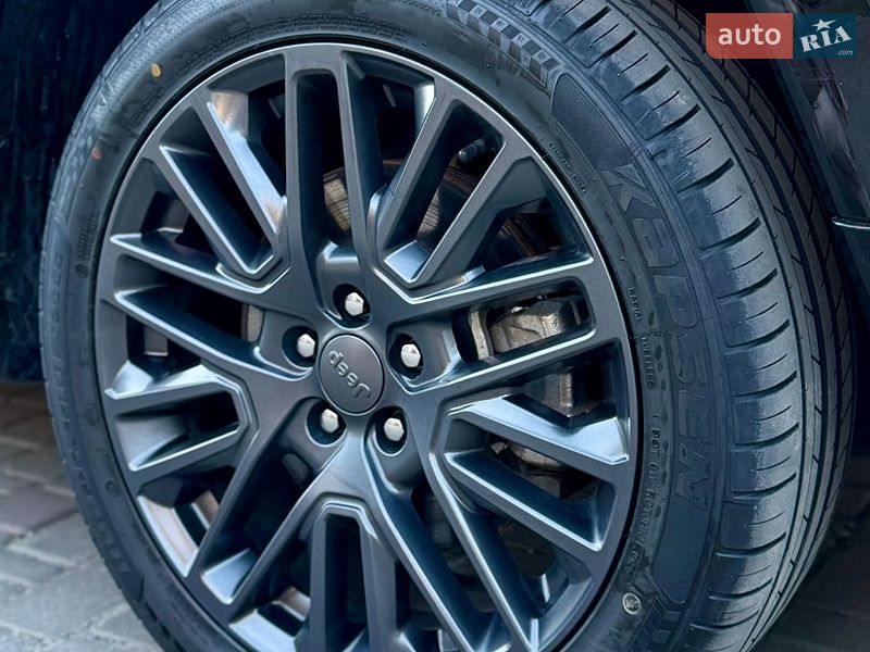 Позашляховик / Кросовер Jeep Compass 2023 в Івано-Франківську