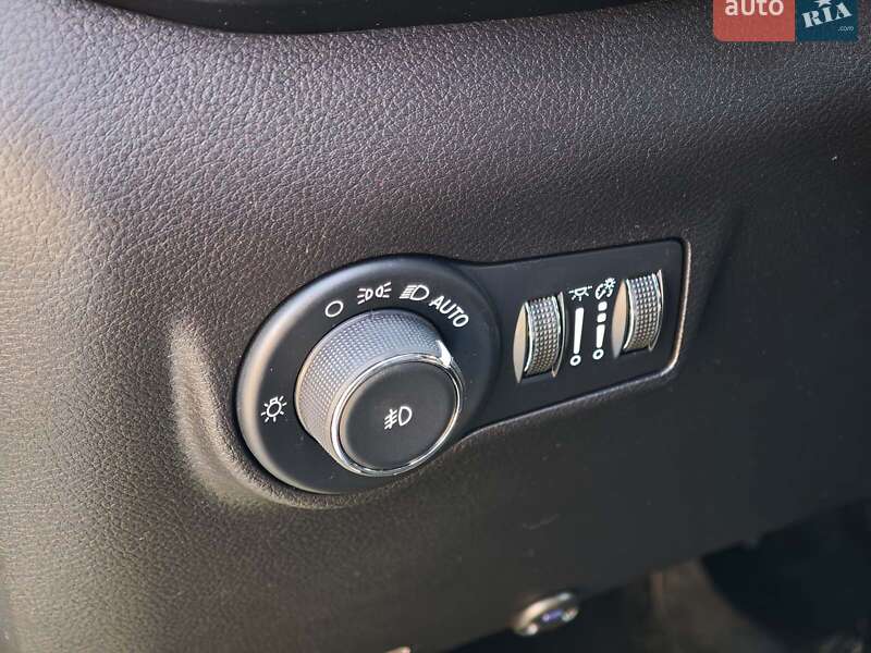 Внедорожник / Кроссовер Jeep Compass 2023 в Харькове