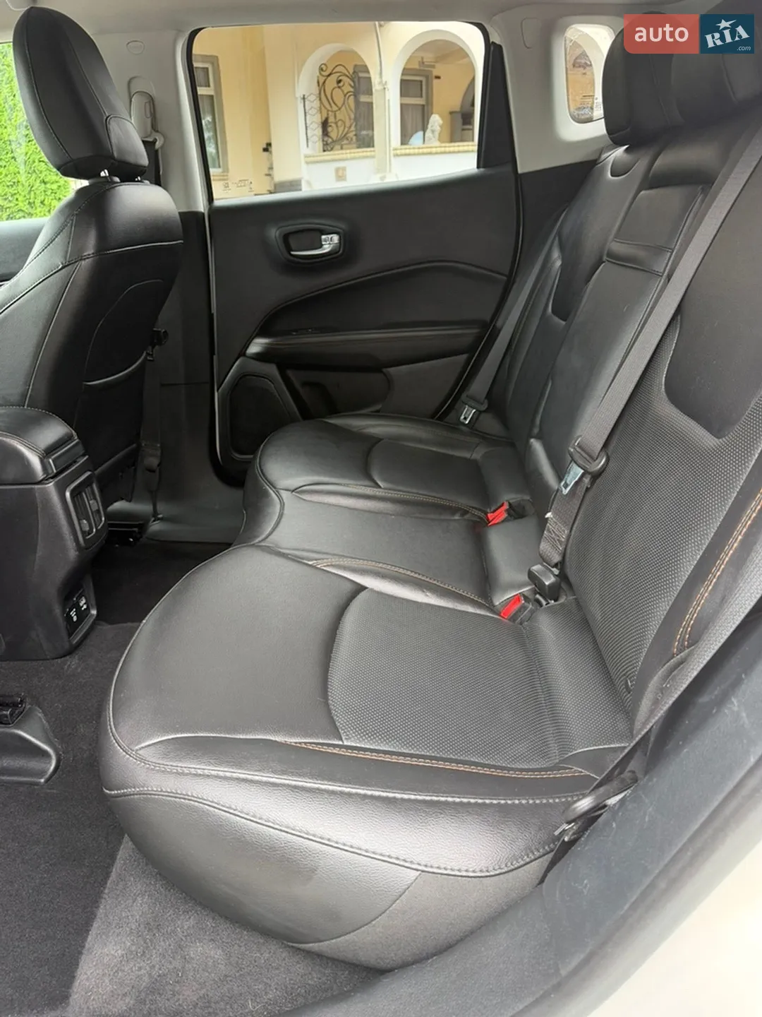 2019 Jeep Compass - мініатюра 26