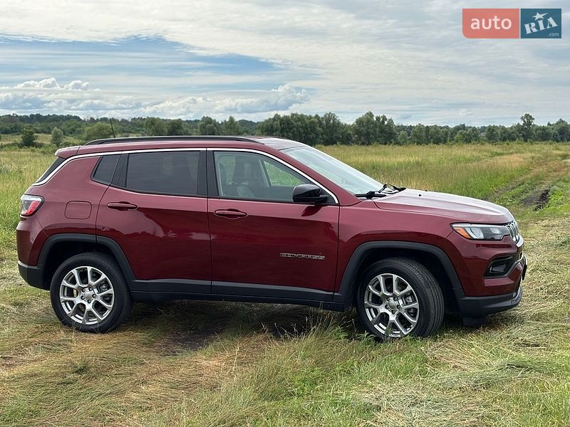 Внедорожник / Кроссовер Jeep Compass 2022 в Харькове