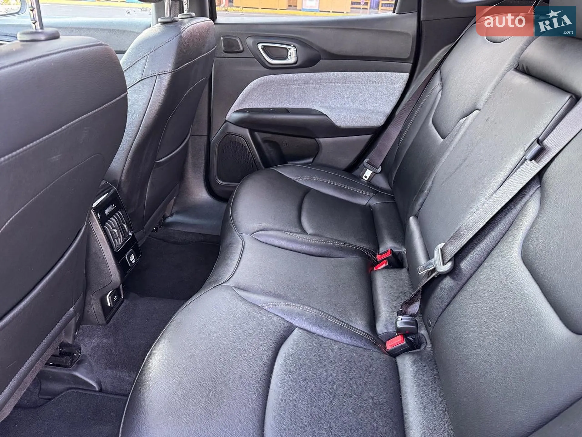 2024 Jeep Compass - мініатюра 20