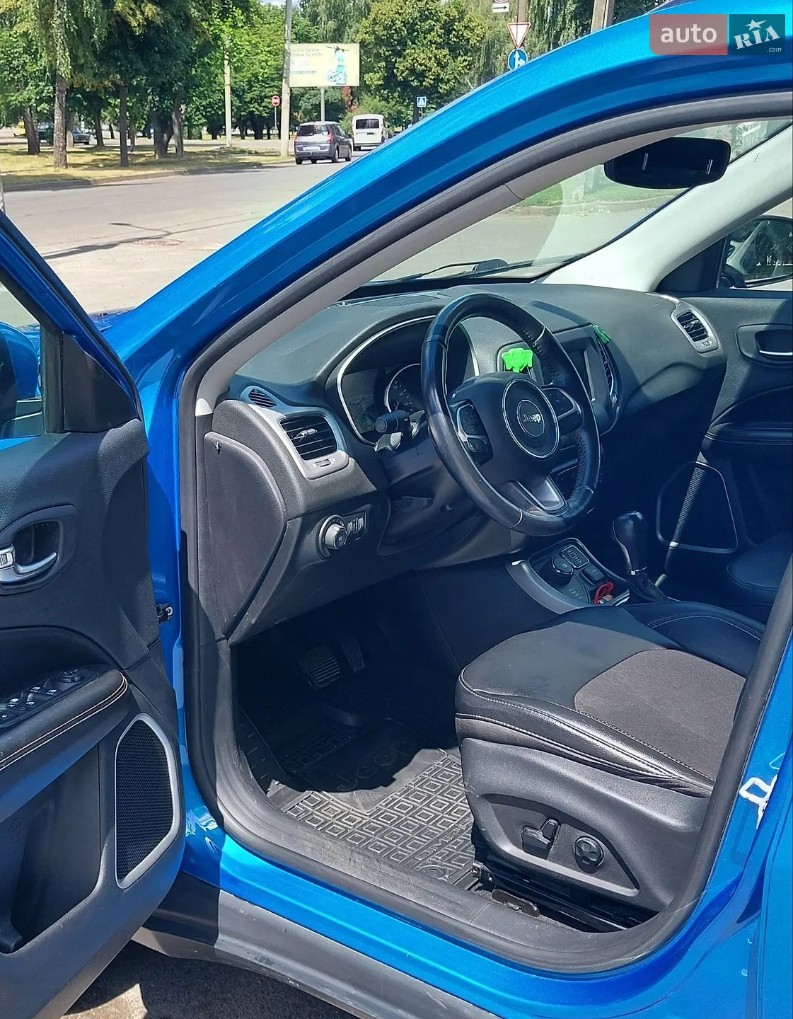 2020 Jeep Compass - мініатюра 7