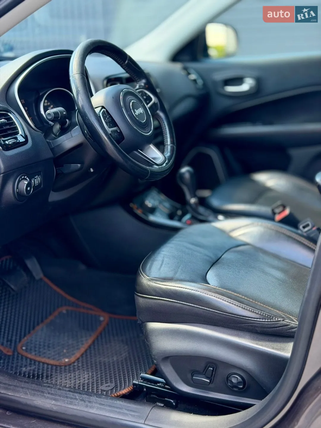 2018 Jeep Compass - мініатюра 8