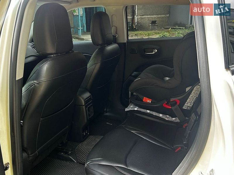 Внедорожник / Кроссовер Jeep Compass 2017 в Самаре